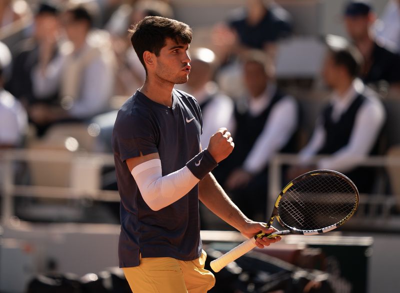 © Reuters. Carlos Alcaraz em Roland Garros
 9/6/2024    Susan Mullane-USA TODAY Sports
