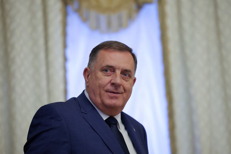 © Reuters. President of Republika Srpska (Serb Republic) Milorad Dodik attends a meeting with Russia's President Vladimir Putin on the sidelines of the St. Petersburg International Economic Forum (SPIEF) in Saint Petersburg, Russia June 6, 2024. REUTERS/Anton Vaganov/Pool/File Photo