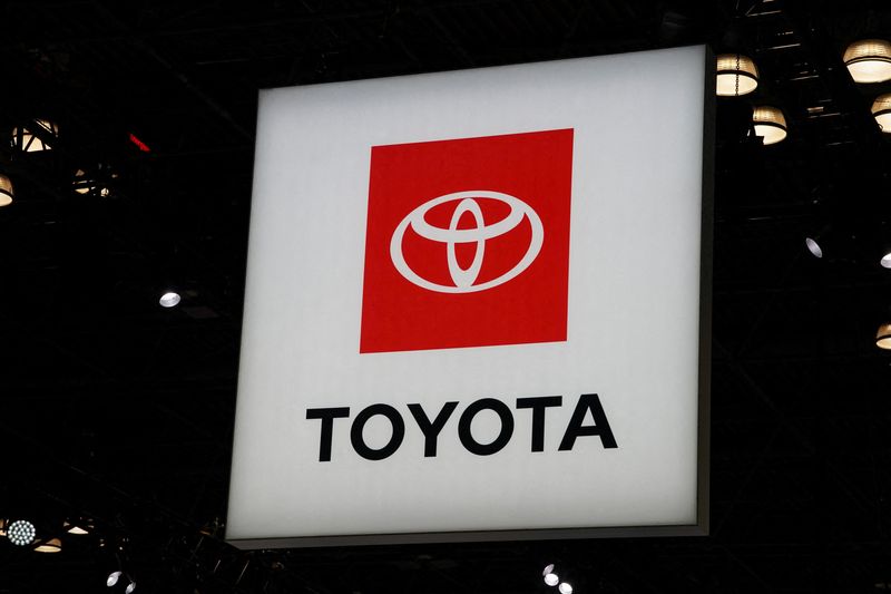 &copy; Reuters. FILE PHOTO: A Toyota logo is seen at the New York International Auto Show Press Preview, in Manhattan, New York City, U.S., March 27, 2024. REUTERS/David Dee Delgado/File Photo