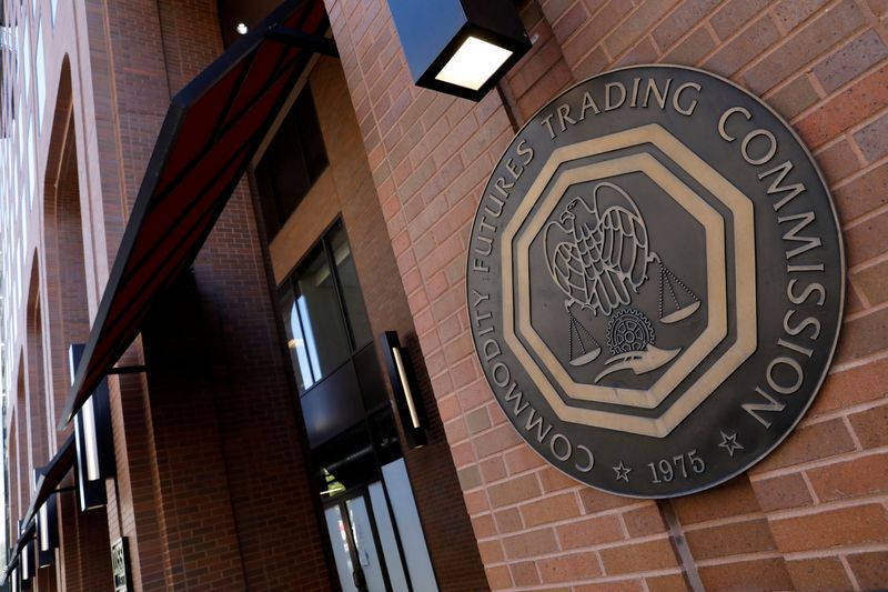 &copy; Reuters. FILE PHOTO: Signage is seen outside of the US Commodity Futures Trading Commission (CFTC) in Washington, D.C., U.S., August 30, 2020. REUTERS/Andrew Kelly/File Photo