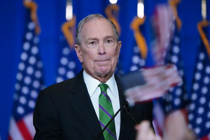 © Reuters. File photo: Former Democratic U.S. presidential candidate Mike Bloomberg appears before supporters after ending his campaign for president in Manhattan in New York City, New York, U.S., March 4, 2020. REUTERS/Carlo Allegri/File photo