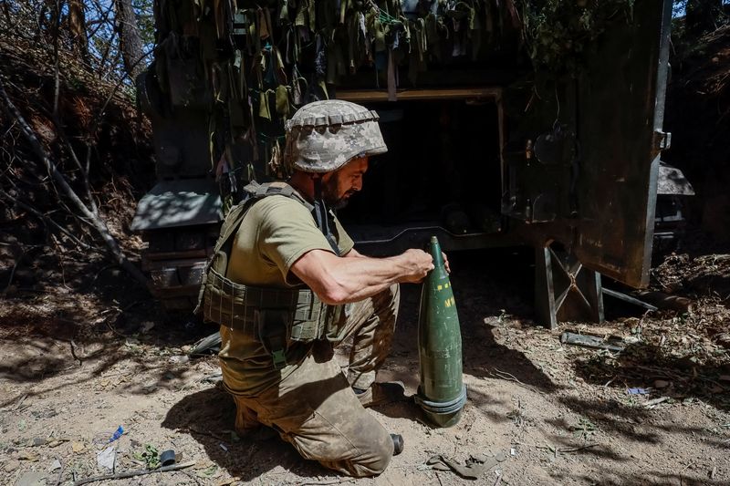 &copy; Reuters. Militar ucraniano na região de Donetsk n 23/6/2024   REUTERS/Alina Smutko