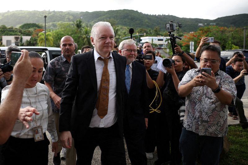 &copy; Reuters. WikiLeaks founder Julian Assange arrives at a United States District Court in Saipan, Northern Mariana Islands, U.S., June 26, 2024. REUTERS/Kim Hong-Ji