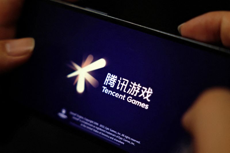 &copy; Reuters. FILE PHOTO: The Tencent Games logo is seen on its game on a mobile phone in this illustration picture taken March 19, 2024. REUTERS/Tingshu Wang/Illustration/File Photo