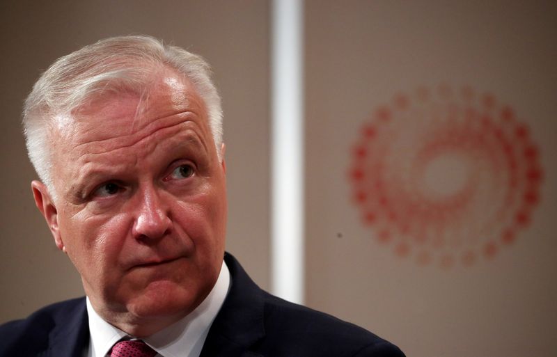 &copy; Reuters. Il governatore della Banca di Finlandia, Olli Rehn, partecipa a un evento Reuters Newsmaker a Londra, Gran Bretagna, 29 maggio 2019. REUTERS/Hannah McKay