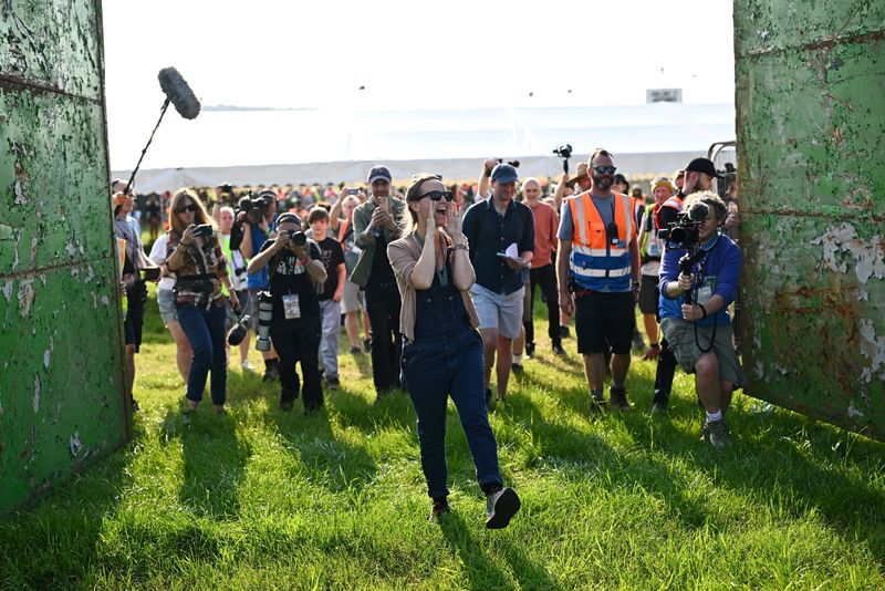 &copy; Reuters. Abertura dos portões do Festival Glastonbury n 26/6/2024    REUTERS/Dylan Martinez