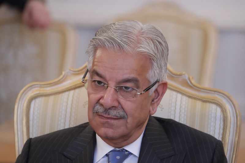 &copy; Reuters. Pakistani Foreign Minister Khawaja Asif attends a meeting with his Russian counterpart Sergei Lavrov in Moscow, Russia February 20, 2018. REUTERS/Maxim Shemetov/ File Photo