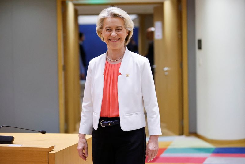 © Reuters. Alemã Ursula von der Leyen é escolhida para segundo mandato como presidente da Comissão Europeia
17/06/2024
REUTERS/Johanna Geron
