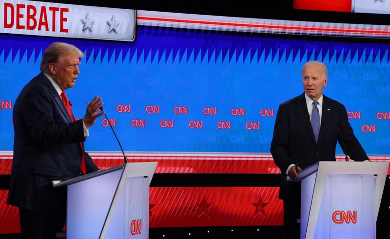 © Reuters. Republican candidate, former U.S. President Donald Trump, speaks as he attends a presidential debate with Democrat candidate, U.S. President Joe Biden, in Atlanta, Georgia, U.S., June 27, 2024. REUTERS/Brian Snyder