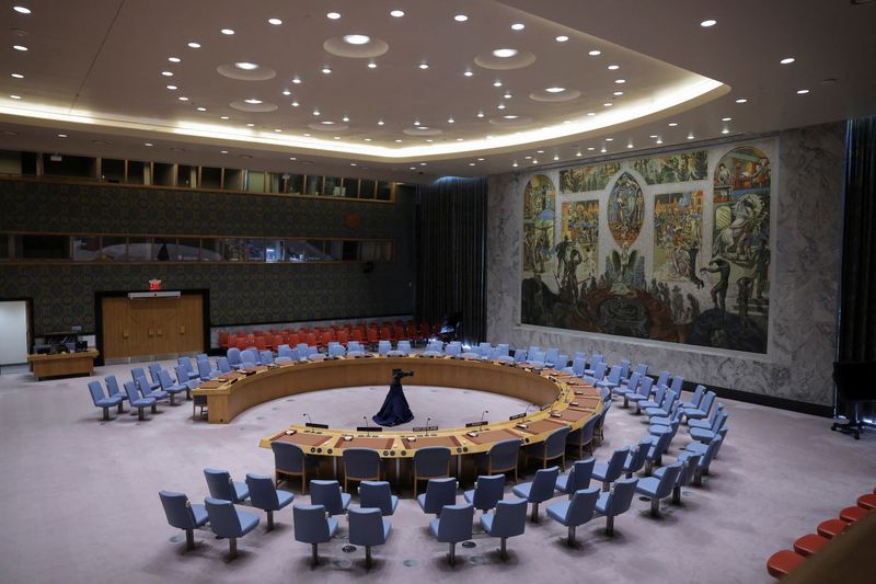 © Reuters. A general view shows the inside of the U.N. headquarters, on the day members of the United Nations Security Council vote on a Gaza resolution that demands an immediate ceasefire for the month of Ramadan leading to a permanent sustainable ceasefire, and the immediate and unconditional release of all hostages, in New York City, U.S., March 25, 2024. REUTERS/Andrew Kelly/File Photo