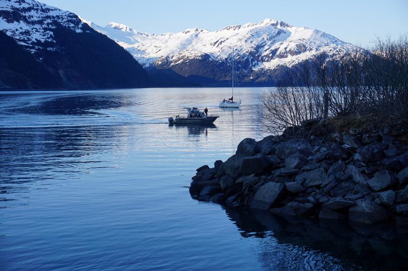 © Reuters. FILE PHOTO: Small boats returning to the harbor are seen before the upcoming harvests in Whittier, Alaska, U.S., April 26, 2020. Picture taken April 26, 2020. REUTERS/Yereth Rosen/File Photo