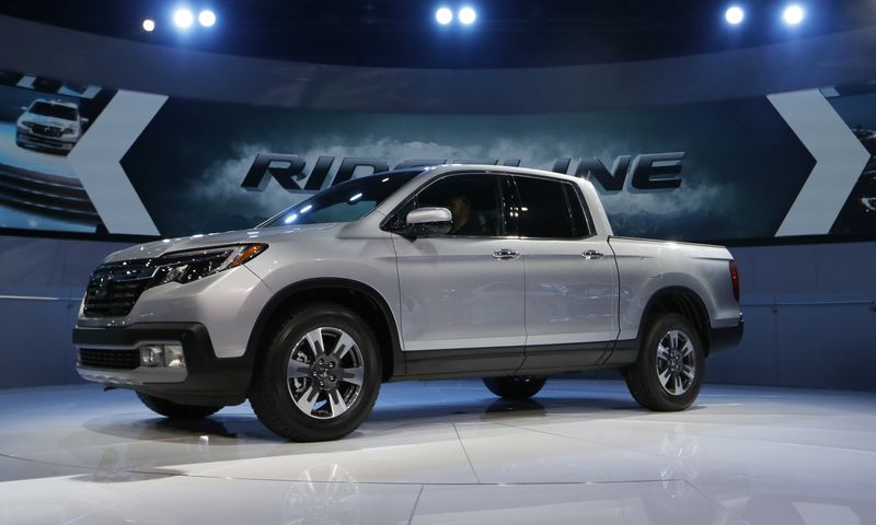 &copy; Reuters. FILE PHOTO: The 2017 Honda Ridgeline is unveiled at the North American International Auto Show in Detroit, January 11, 2016. REUTERS/Mark Blinch/File Photo