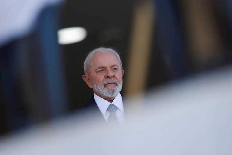 &copy; Reuters. Brazil's President Luiz Inacio Lula da Silva stands during honours ceremony for the visit of Japan's Prime Minister Fumio Kishida at the Planalto Palace in Brasilia, Brazil, May 3, 2024. REUTERS/Adriano Machado/File Photo