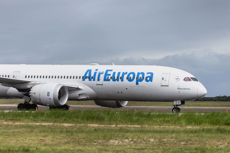 &copy; Reuters. Avião Boeing 787-9 Dreamliner, da Air Europa, no Aeroporto Internacional de Natal, em São Gonçalo do Amarante, Rio Grande do Norten1/7/2024 REUTERS/Alexandre Lago