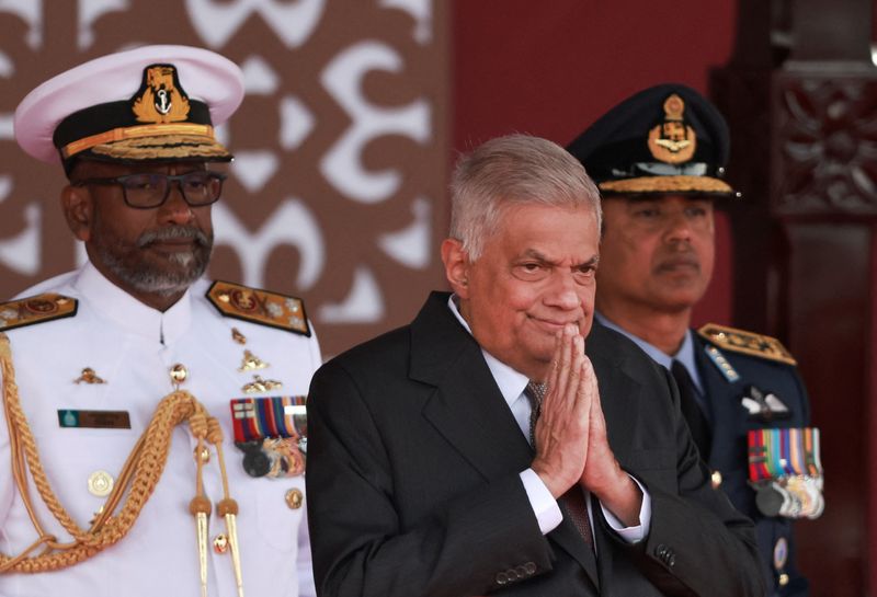 © Reuters. FILE PHOTO: Sri Lanka's President Ranil Wickremesinghe attends the country's 76th Independence Day celebrations in Colombo, Sri Lanka February 4, 2024. REUTERS/Dinuka Liyanawatte/File Photo