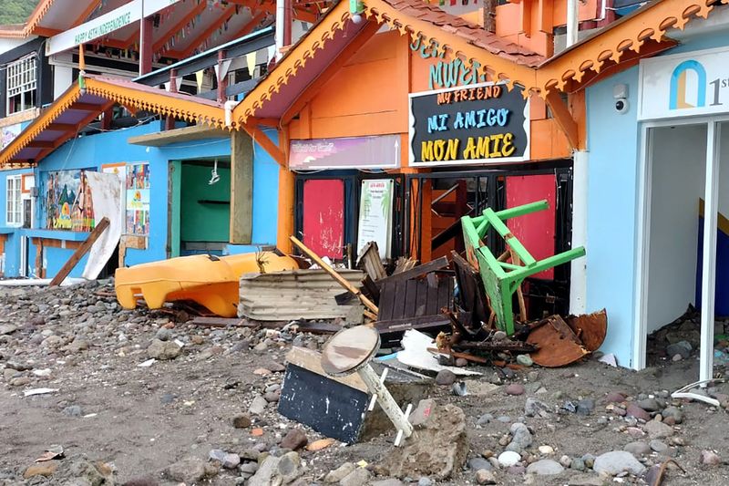 &copy; Reuters. Danos em Soufriere causados por furacão Beryl n 1/7/2024  REUTERS/Thomas Leonce.
