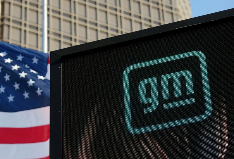 © Reuters. FILE PHOTO: The new GM logo is seen on the facade of the General Motors headquarters in Detroit, Michigan, U.S., March 16, 2021. Picture taken March 16, 2021.  REUTERS/Rebecca Cook/File Photo