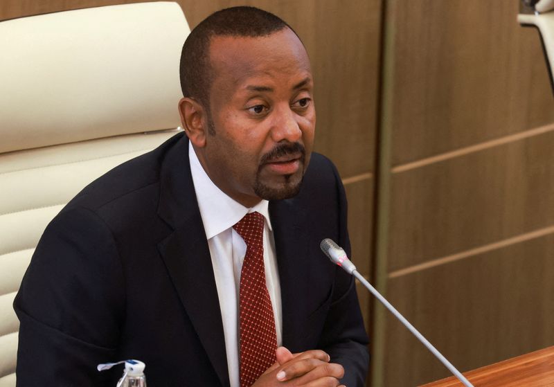 © Reuters. Ethiopian Prime Minister Abiy Ahmed speaks in parliament during a session to approve the country's 2024/25 budget, in Addis Ababa, Ethiopia, July 4, 2024. REUTERS/Tiksa Negeri