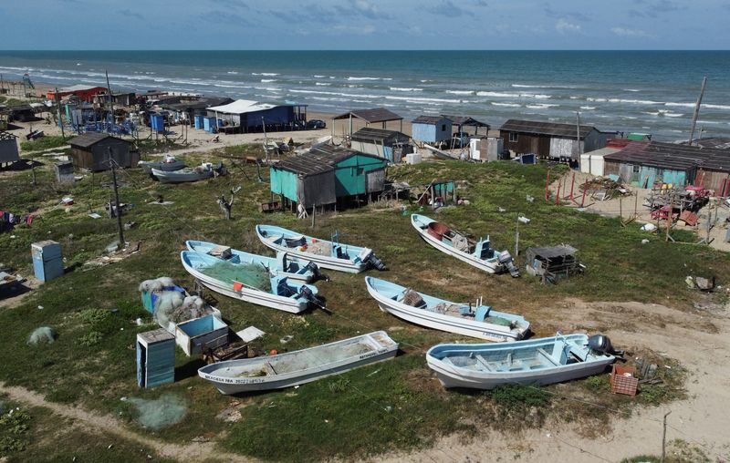 &copy; Reuters. FILE PHOTO: A drone view shows boats secured as tropical storm Beryl continues to move through the Gulf of Mexico, in Playa Bagdad, Mexico July 6, 2024. REUTERS/Daniel Becerril/File Photo