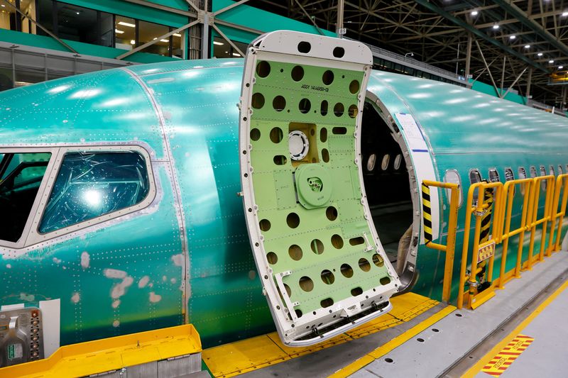 © Reuters. File photo: A Boeing 737 MAX aircraft is assembled at the company's plant in Renton, Washington, U.S. June 25, 2024. Jennifer Buchanan/Pool via REUTERS/File photo