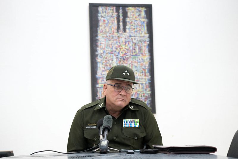 © Reuters. Lead criminal investigator with Cuba's Interior Ministry Victor Alvarez looks on during a press conference in Havana, Cuba, July 8, 2024. REUTERS/Alexandre Meneghini