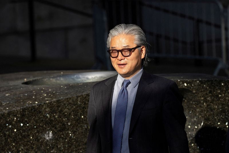 &copy; Reuters. FILE PHOTO: Sung Kook 'Bill' Hwang, the founder and head of the private investment firm Archegos arrives at Federal Court, for his criminal racketeering trial, in New York City, U.S., July 8, 2024. REUTERS/Eduardo Munoz/File Photo