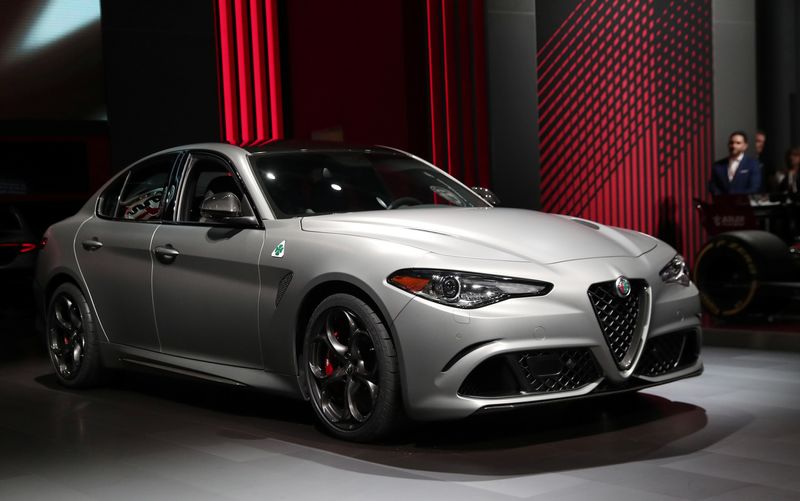 © Reuters. FILE PHOTO: The 2020 Alfa Romeo Stelvio is revealed at the 2019 New York International Auto Show in New York City, New York, U.S, April 17, 2019. REUTERS/Shannon Stapleton/File Photo