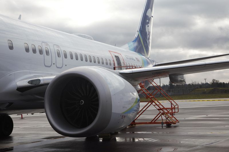 © Reuters. The fuselage plug area of Alaska Airlines Flight 1282 Boeing 737-9 MAX, which was forced to make an emergency landing with a gap in the fuselage, is seen during its investigation by the National Transportation Safety Board (NTSB) in Portland, Oregon, U.S. January 7, 2024.  NTSB/Handout via REUTERS.   THIS IMAGE HAS BEEN SUPPLIED BY A THIRD PARTY