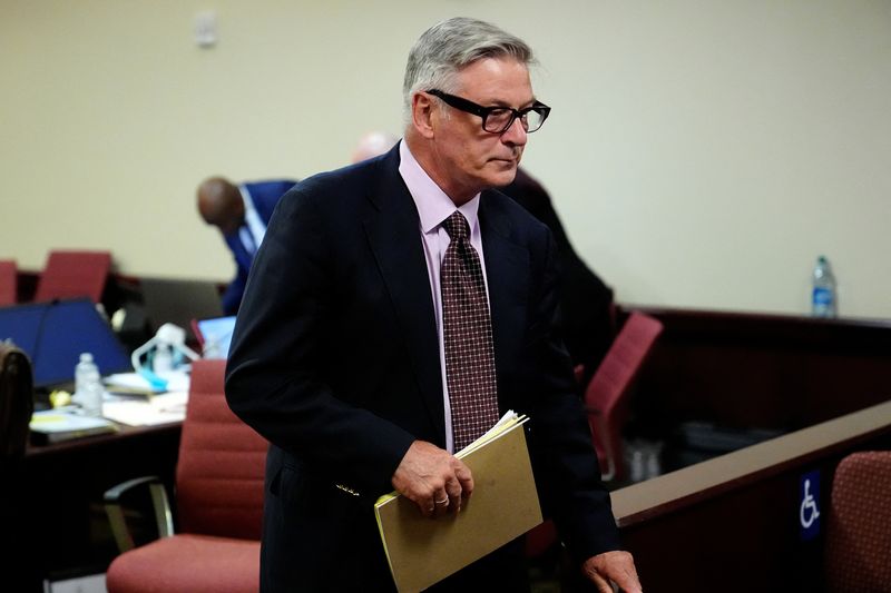 © Reuters. Actor Alec Baldwin exits the courtroom after his hearing in Santa Fe County District Court, Wednesday, July 10, 2024. Ross D. Franklin/Pool via REUTERS