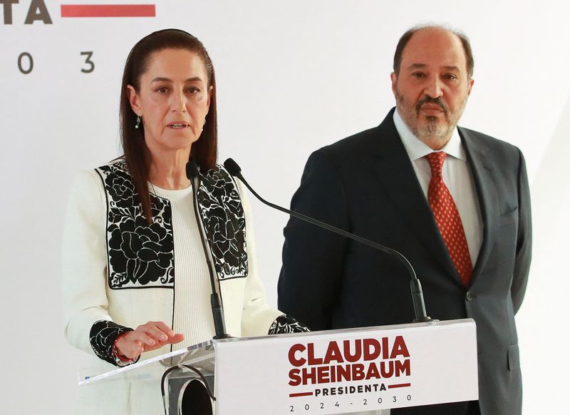 © Reuters. Mexican President-elect Claudia Sheinbaum speaks at an event to announce that she has chosen Lazaro Cardenas to be her government's chief of staff in Mexico City, Mexico,  July 11, 2024. REUTERS/Henry Romero