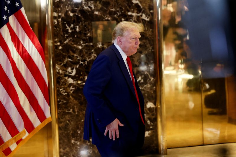 © Reuters. FILE PHOTO: Republican presidential candidate and former U.S. President Donald Trump attends a press conference, the day after a guilty verdict in his criminal trial over charges that he falsified business records to conceal money paid to silence porn star Stormy Daniels in 2016, at Trump Tower in New York City, U.S., May 31, 2024. REUTERS/Brendan McDermid/File Photo