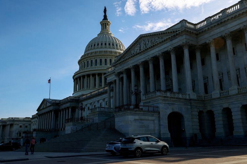 © Reuters. FILE PHOTO: The U.S. Capitol building is pictured on Capitol Hill in Washington, U.S., April 23, 2024. REUTERS/Julia Nikhinson//File Photo