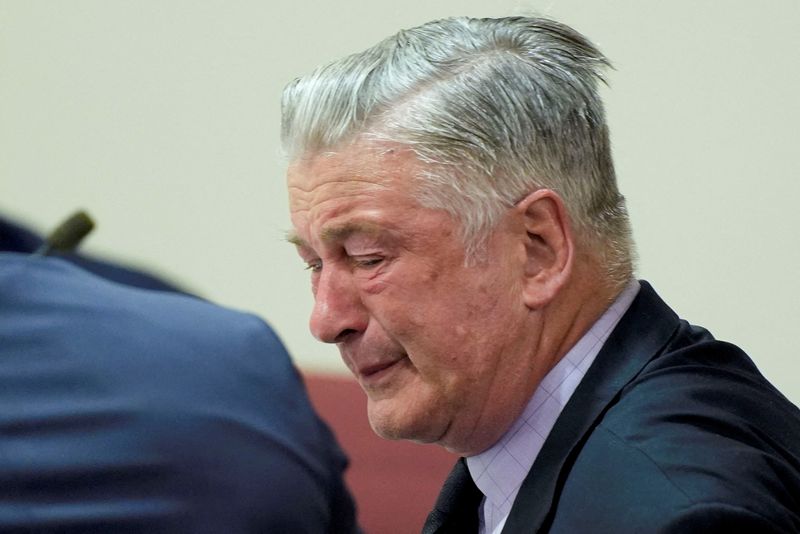 © Reuters. Actor Alec Baldwin reacts during his trial on involuntary manslaughter at Santa Fe County District Court in Santa Fe, New Mexico, on July 12, 2024. In October 2021, on the New Mexico set of the Western movie 