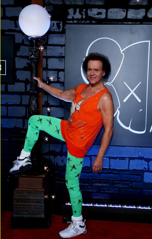 &copy; Reuters. FILE PHOTO: Richard Simmons arrives at the 2013 MTV Video Music Awards in New York August 25, 2013.  REUTERS/Andrew Kelly/File Photo  