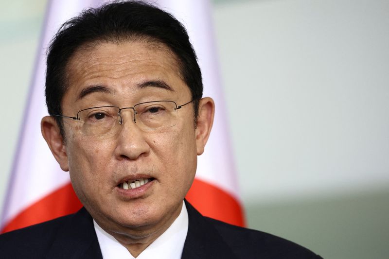 &copy; Reuters. Japanese Prime Minister Fumio Kishida speaks to reporters accompanied by German Chancellor Olaf Scholz (not pictured) in Berlin, Germany, July 12, 2024. REUTERS/Liesa Johannssen/File Photo