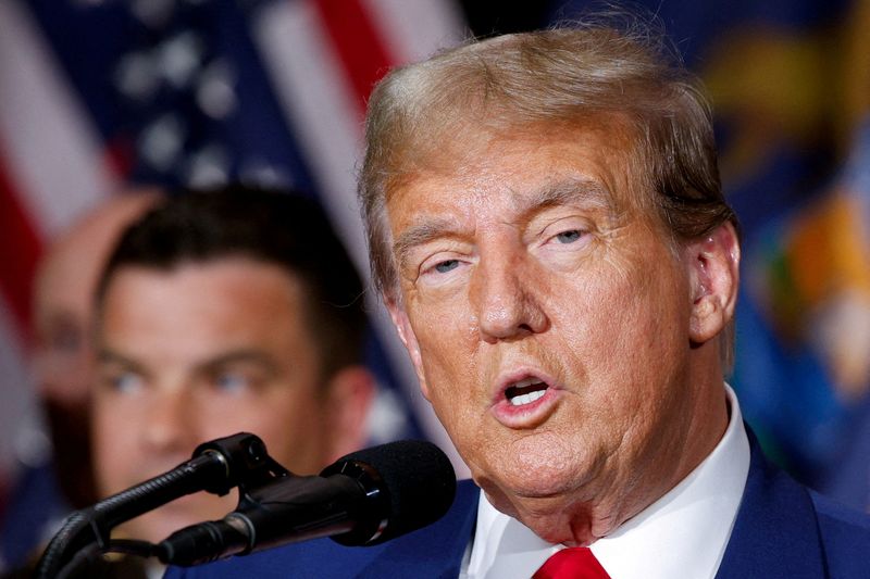 &copy; Reuters. FILE PHOTO: Republican presidential candidate and former U.S. President Donald Trump speaks during a campaign rally in Grand Rapids, Michigan, U.S., April 2, 2024.  REUTERS/Rebecca Cook/File Photo