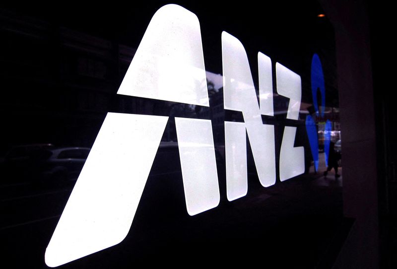 Los bancos australianos devolverán 19 millones de dólares en altas comisiones cobradas a clientes de bajos ingresos por Reuters