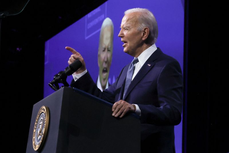 © Reuters. U.S. President Joe Biden speaks at the 115th NAACP National Convention in Las Vegas, Nevada, U.S., July 16, 2024. REUTERS/Tom Brenner