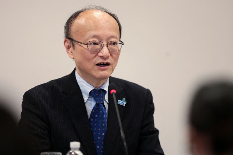 © Reuters. FILE PHOTO: Japan's Vice Finance Minister for International Affairs Masato Kanda speaks during a press conference after attending the G20 Finance Ministers and Central Bank Governors meeting in Sao Paulo, Brazil, February 29, 2024. REUTERS/Carla Carniel/File photo