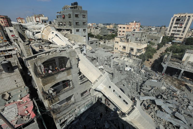 &copy; Reuters. Ataque israelense em Nuseirat, centro de Gaza n 17/7/2024    REUTERS/Ramadan Abed