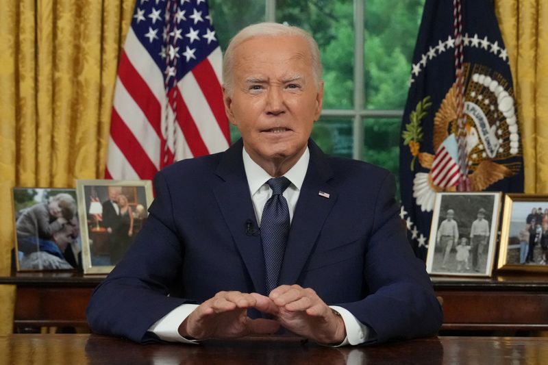 &copy; Reuters. FILE PHOTO: U.S. President Joe Biden delivers an address to the nation from the Oval Office of the White House in Washington, DC on July 14, 2024.    Erin Schaff/Pool via REUTERS/File Photo