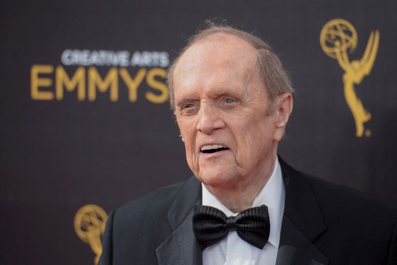 © Reuters. FILE PHOTO: Actor Bob Newhart arrives at the Creative Arts Emmys in Los Angeles, California, U.S. September 10, 2016. REUTERS/Gus Ruelas/File Photo