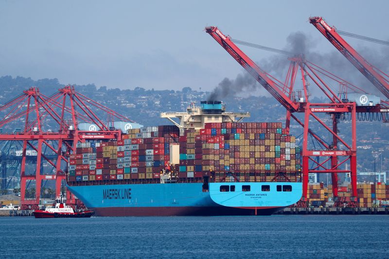 &copy; Reuters. FILE PHOTO: A Maersk Line container ship prepares to depart port in Long Beach, California, U.S. July 16, 2018.  REUTERS/Mike Blake/File Photo