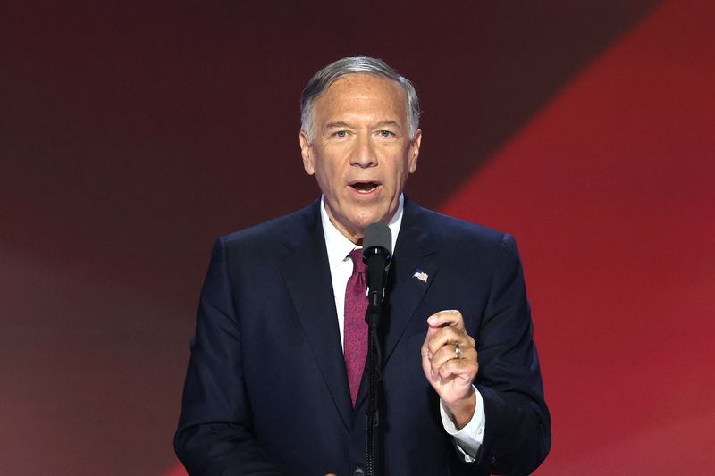 &copy; Reuters. Former U.S. Secretary of State Mike Pompeo speaks on Day 4 of the Republican National Convention (RNC), at the Fiserv Forum in Milwaukee, Wisconsin, U.S., July 18, 2024. REUTERS/Mike Segar/File Photo