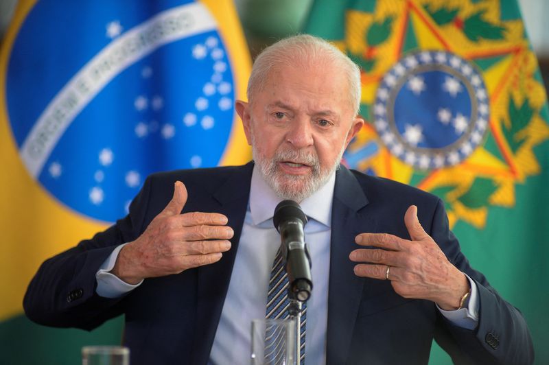 © Reuters. Brazilian President Luiz Inacio Lula da Silva speaks to foreign media at Planalto palace in Brasilia, Brazil July 22, 2024. REUTERS/Andressa Anholete