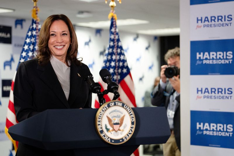 © Reuters. U.S. Vice President Kamala Harris speaks at her Presidential Campaign headquarters in Wilmington, DE, U.S.,  July 22, 2024.  Erin Schaff/Pool via REUTERS