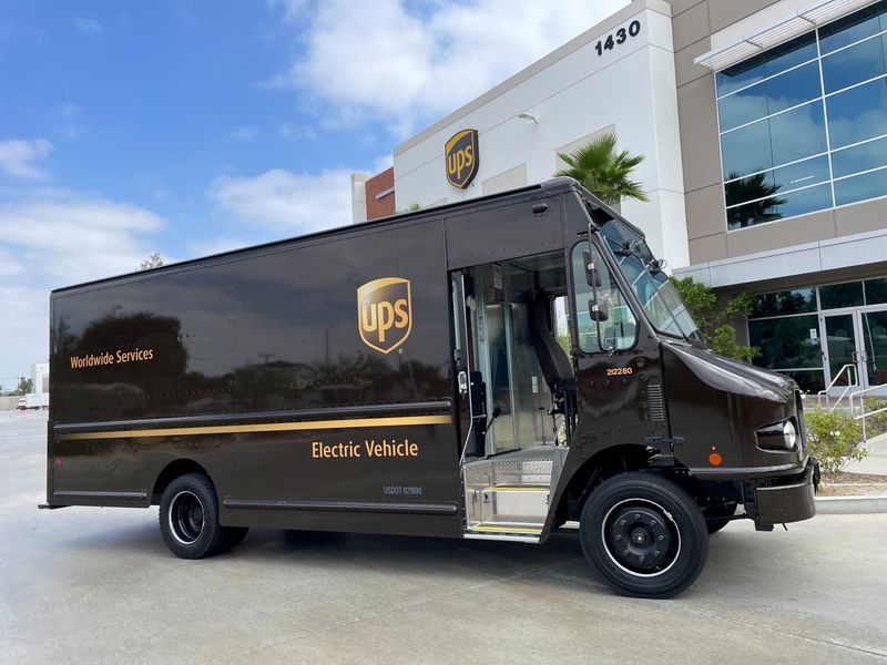 © Reuters. FILE PHOTO: United Parcel Service's (UPS) newly launched electric delivery truck is seen in Compton, California, U.S., September 13, 2023. REUTERS/Lisa Baertlein/File Photo