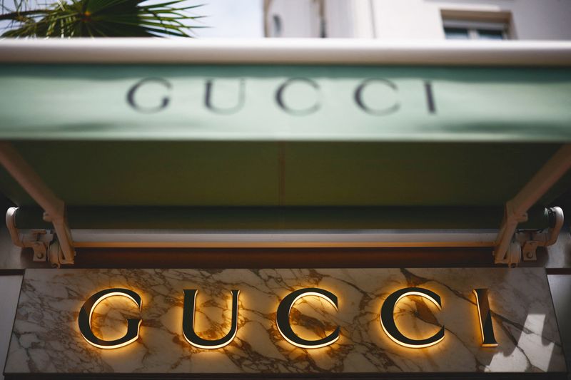 &copy; Reuters. FILE PHOTO: The logo of fashion house Gucci is seen outside a store in Cannes, France, May 16, 2024. REUTERS/Sarah Meyssonnier/File Photo