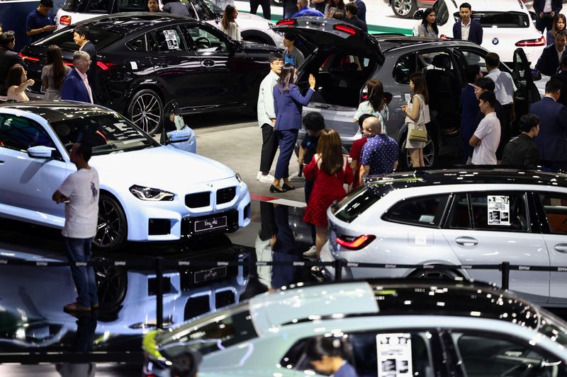 © Reuters. FILE PHOTO: General view of the 45th Bangkok International Motor Show in Bangkok, Thailand, March 25, 2024. REUTERS/Chalinee Thirasupa/File photo