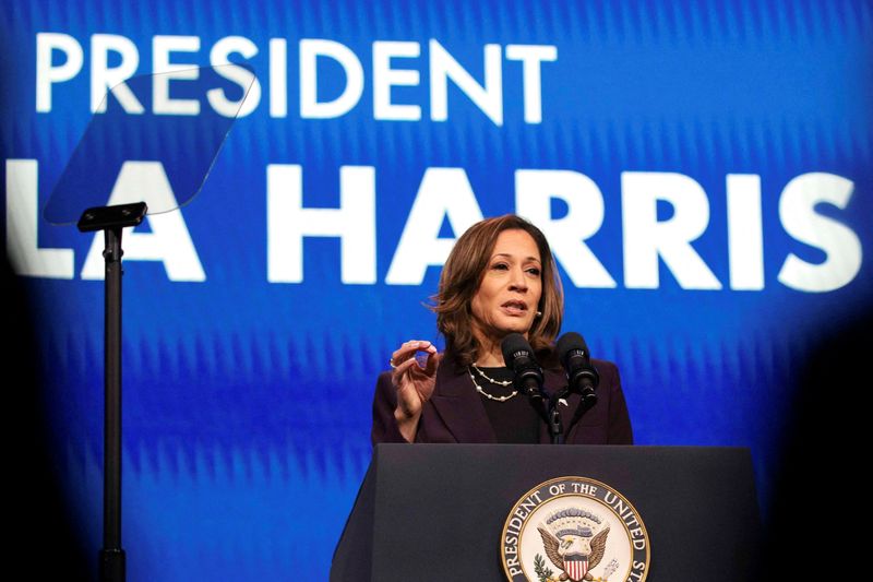 &copy; Reuters. U.S. Vice President Kamala Harris delivers the keynote speech at the American Federation of Teachers' 88th national convention in Houston, Texas, U.S. July 25, 2024. REUTERS/Kaylee Greenlee Beal